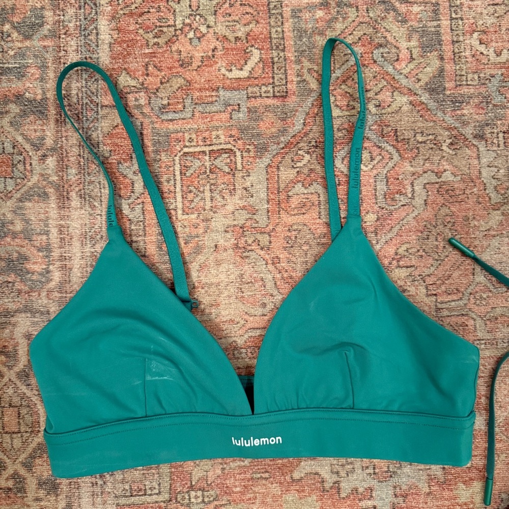 Lululemon Bra Size 6